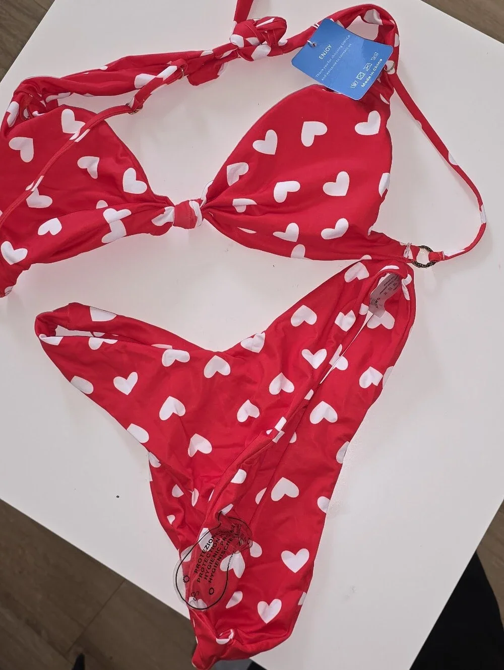 Women's Red Heart Print Bikini Set - Playful Two-Piece Swimwear